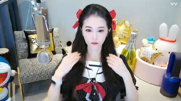 开播新突破,小金娃服装大改革?