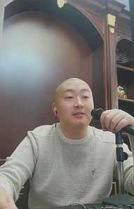 0哥24小时为小洲蹲点头条