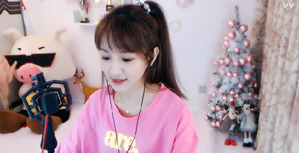文儿随意穿搭,尽显女神颜值