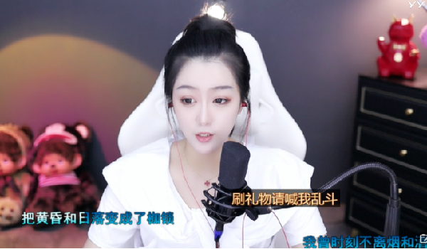 生日快乐,洲徒小怪兽今天生日!
