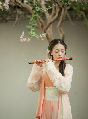 仙女下凡，玄觞古装尽显书香气质