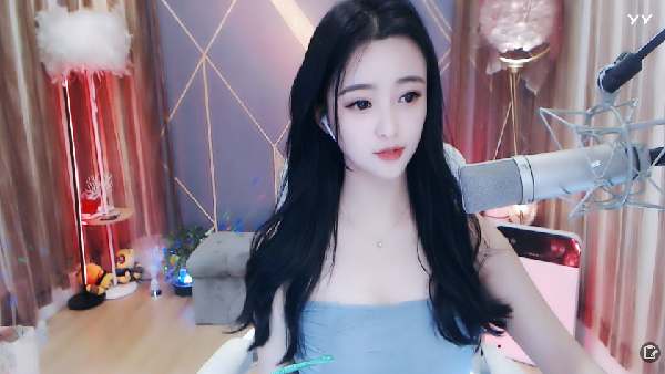 深爱到如此地步!开车也要刷礼物