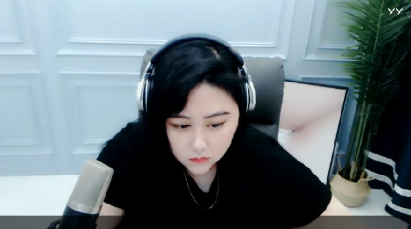 粉丝必看!Qjy开播美照来袭