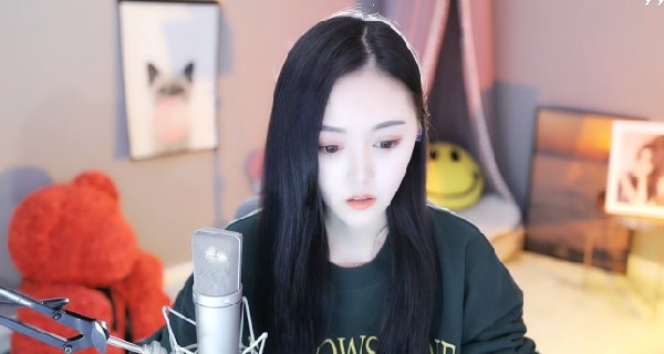 疯狂拉票,洛瑶秒过珍爱团