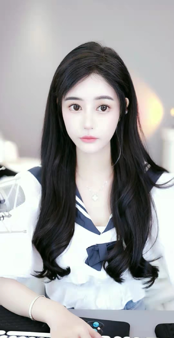 兰梦莎巅峰颜值美照! - 歪阅